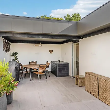 3 Bedroom Lovely In Σπίτι διακοπών Børkop